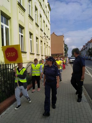 - bezpieczna droga do szkoły