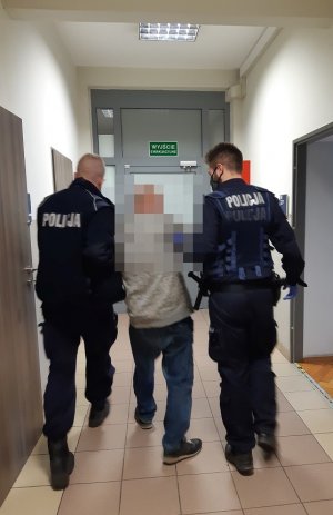 KOLEJNI POSZUKIWANI W RĘKACH LUBAŃSKIEJ POLICJI