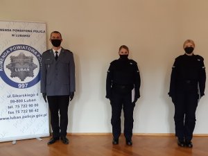 NOWO PRZYJĘCI POLICJANCI ZASILILI KADRĘ LUBAŃSKIEJ JEDNOSTKI POLICJI