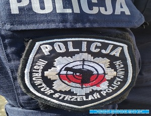 LUBAŃSCY POLICJANCI SZKOLILI SIĘ ZE STRZELANIA