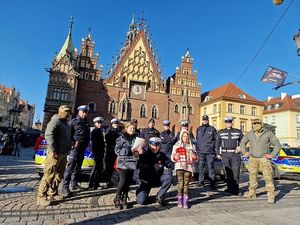 DOLNOŚLĄSCY POLICJANCI ZAGRALI Z WOŚP