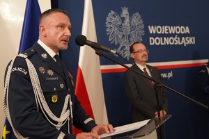 Wojewoda Dolnośląski Pan Maciej Awiżeń oraz Komendant Wojewódzki Policji we Wrocławiu nadinspektor Paweł Półtorzycki