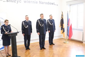 I Zastępca Komendanta Wojewódzkiego Policji we Wrocławiu inspektor Norbert Kurenda wraz Komendantem Powiatowym Policji w Lubaniu nadkom. Arturem Ciupką, I Zastępca Komendanta Powiatowego Policji w Lubaniu podkom. Dariuszem Ślęzakiem