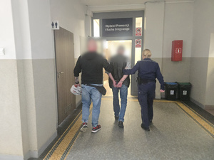 Naruszył nietykalność ratowników medycznych – 54-latek zatrzymany przez policjantów