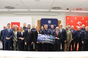 Współpraca dla bezpieczeństwa. Umowa z Komendą Główną Policji i 15 mln zł na sprzęt od Fundacji ORLEN