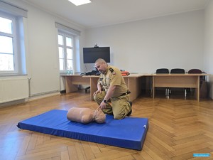 PROFESJONALIZM W DZIAŁANIU- POLICJANCI I PRACOWNICY CYWILNI DOSKONALILI UMIEJĘTNOŚCI RATOWNICZE