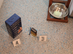 zabezpieczone ślady na miejscu zdarzenia