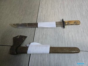 SIEKIERA ORAZ MECZETA