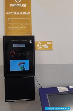 Masz wątpliwości czy możesz wsiąść za kierownicę? Przyjdź do lubańskiej komendy i sprawdź swój stan trzeźwości