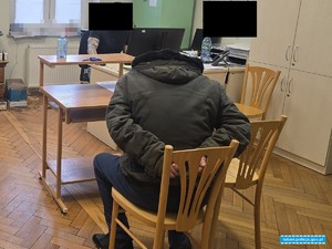 osoba podejrzana o kradzież z włamaniem