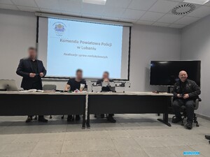 SPOTKANIE POLICJANTÓW Z FUNKCJONARIUSZAMI ZAKŁADU KARNEGO W ZARĘBIE DOTYCZĄCE PRZESTĘPCZOŚCI NARKOTYKOWEJ