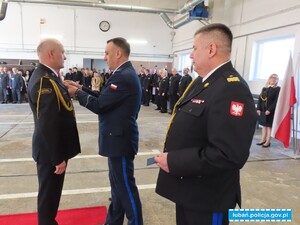 BRĄZOWY MEDAL ZA ZASŁUGI DLA POLICJI WRĘCZONO ST.BRYG.ZBIGNIEWOWI SZYSZŁO.