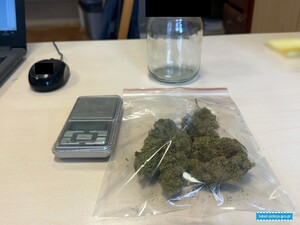 POLICYJNY DOZÓR ORAZ ZAKAZ OPUSZCZANIA KRAJU DLA 19 – LATKA