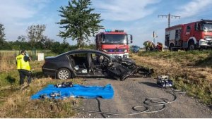 Kolejny śmiertelny wypadek drogowy w powiecie jaworskim. Policjanci apelują do kierowców o szczególną ostrożność i rozsądek